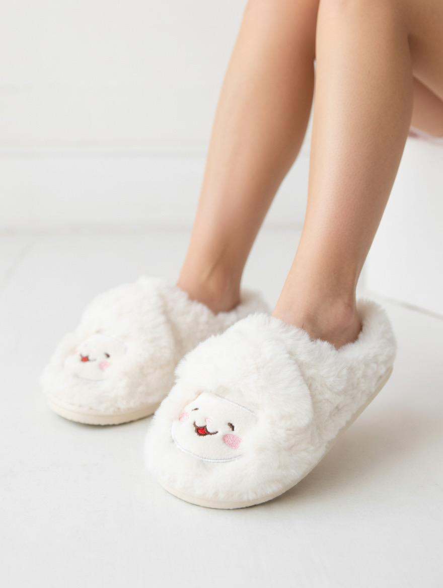Fluffy lamb plush slippers warm winter house slippers for women in Pakistan by Stuffeez.pk