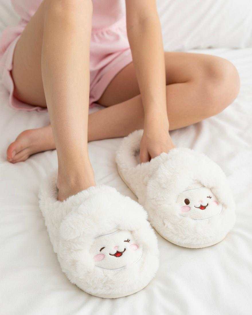 Cute cozy lamb slippers soft fluffy indoor winter footwear for women Stuffeez.pk